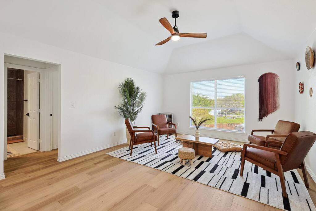 Sachse Wellness Oasis 5Br W Pool + Huge Yard + Fire Pit 빌라 외부 사진