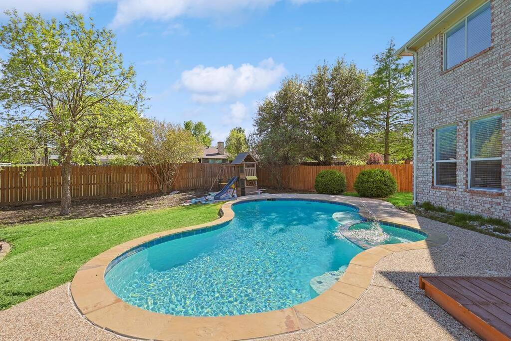 Sachse Wellness Oasis 5Br W Pool + Huge Yard + Fire Pit 빌라 외부 사진